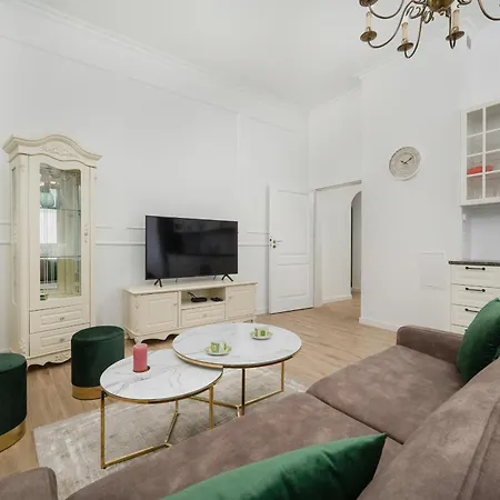 Jednosci Narodowej Stylowy By Renters Wroclaw