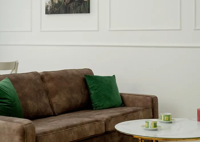 Appartement Jednosci Narodowej Stylowy By Renters