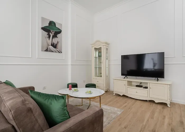 Jednosci Narodowej Stylowy By Renters Appartement *